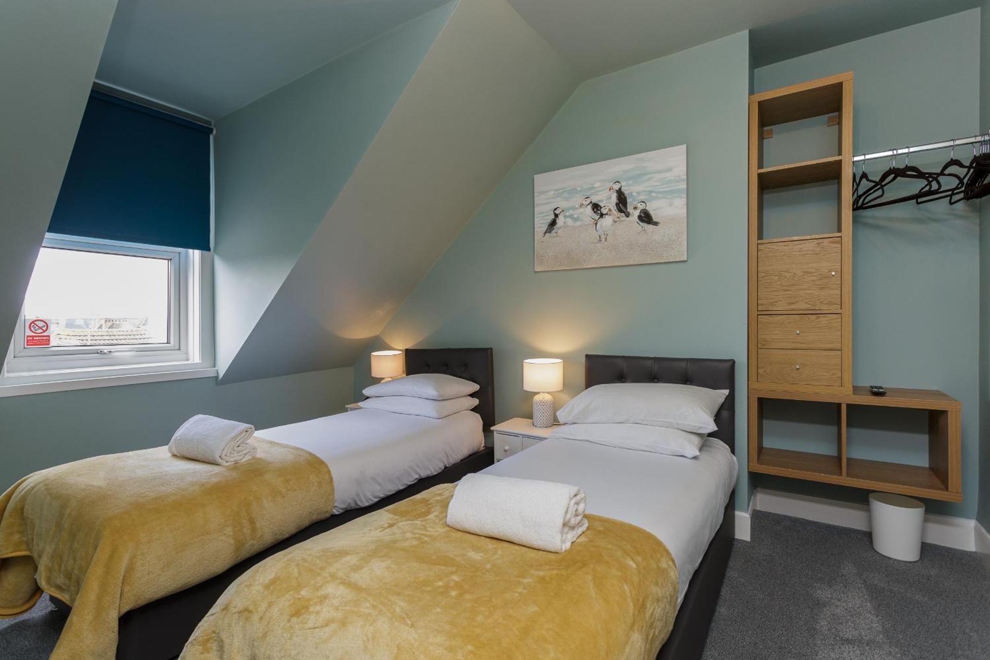 Stopover At Seabird Apartments Central Southsea Portsmouth Room photo